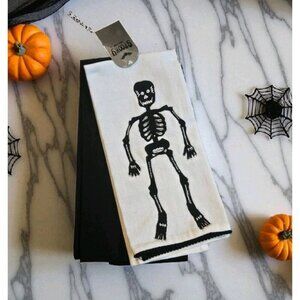 New 2 Pack Black & White Halloween Skeltons Sequins Kitchen Towel Spooky
